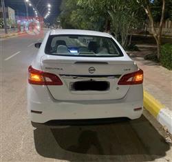 نيسان سنترا